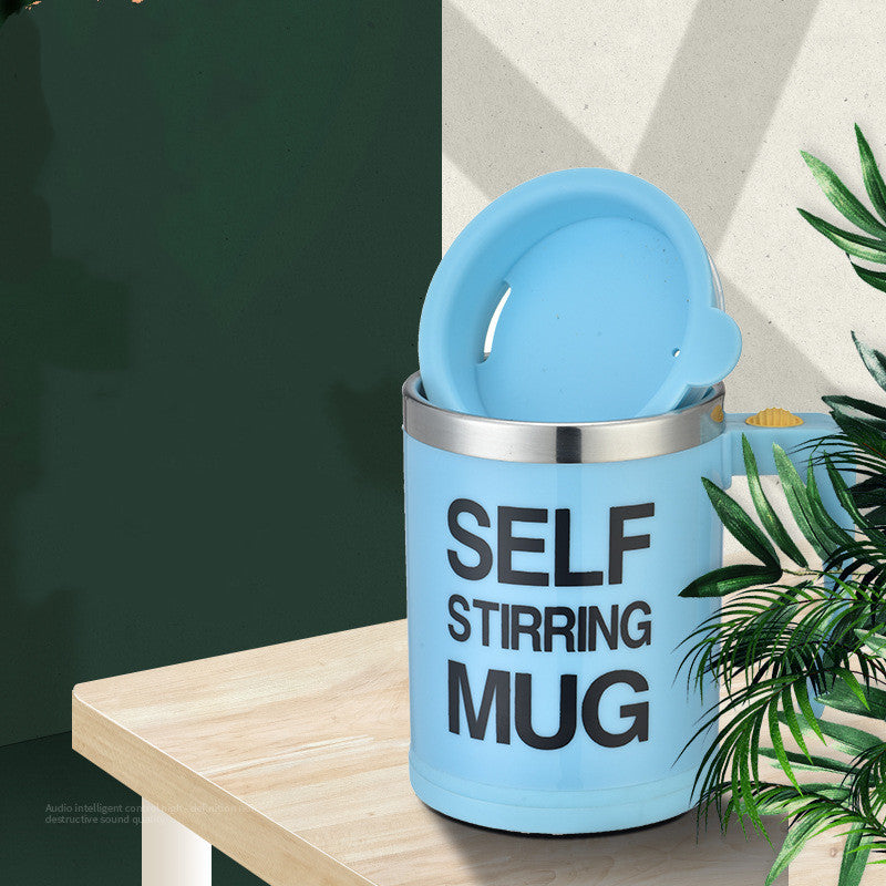 Automatic mixing coffee cup